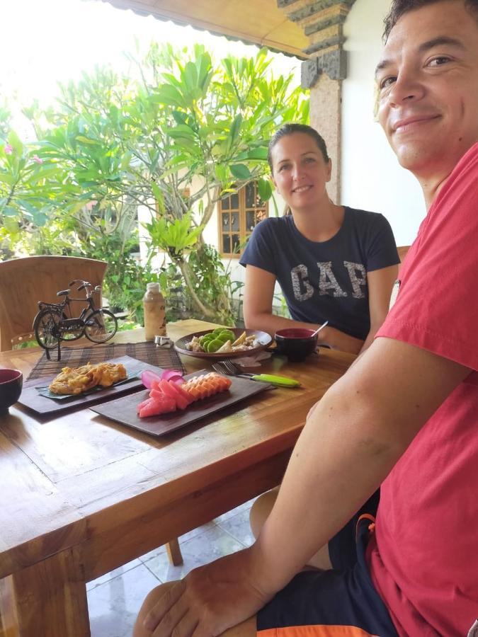 Serongga Guest House Lebih Luaran gambar