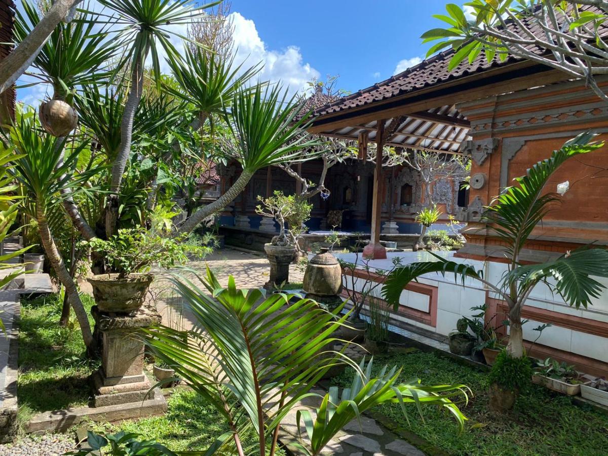 Serongga Guest House Lebih Luaran gambar