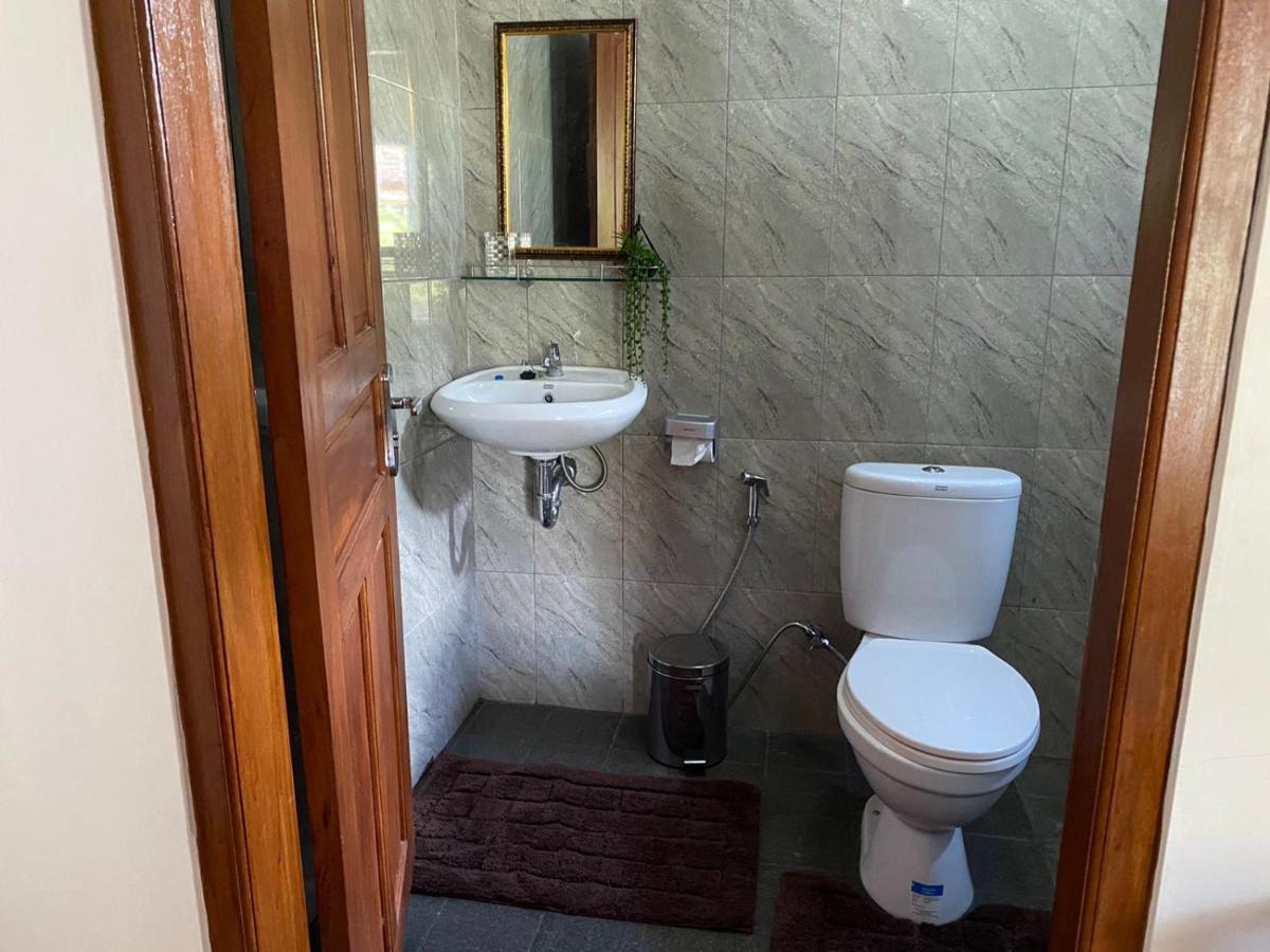 Serongga Guest House Lebih Luaran gambar