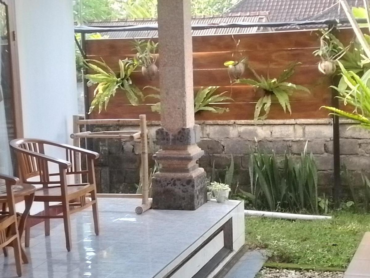 Serongga Guest House Lebih Luaran gambar