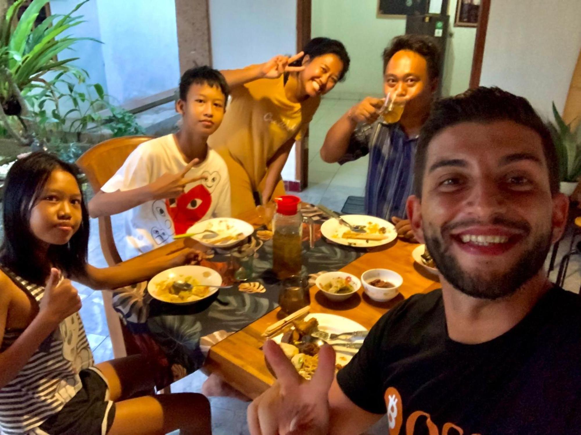 Serongga Guest House Lebih Luaran gambar
