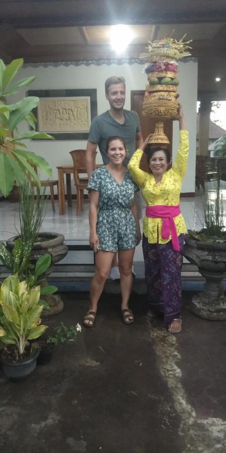 Serongga Guest House Lebih Luaran gambar